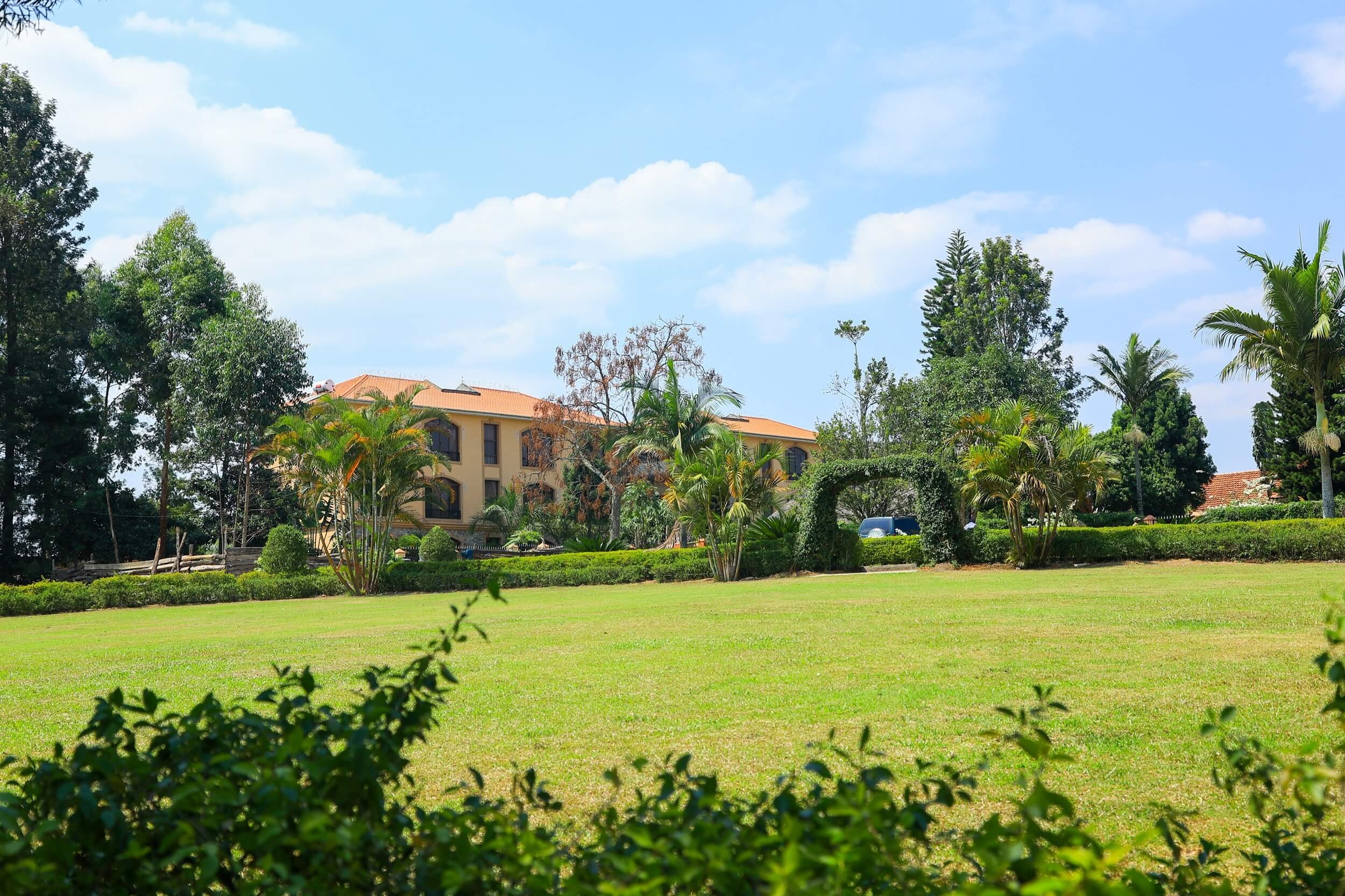 Gardens Photo Tuzza Hotel Bushenyi Western Region
