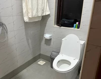Bathroom Photo Belline Hotel Ishaka Western Region 1